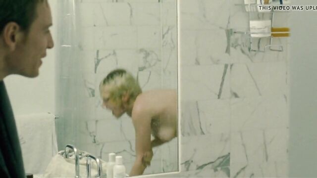 Carey Mulligan fully nude in SHAME