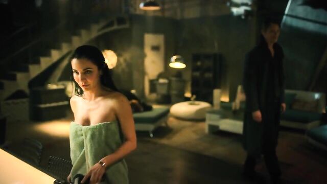 Martha Higareda - 'Altered Carbon' s1e05