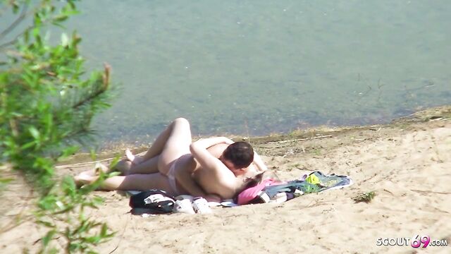 Real Teen Couple on German Beach, Voyeur Fuck with Stranger
