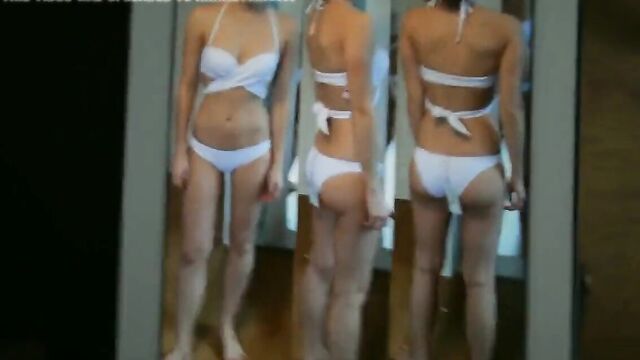 Cum on Emma Watson in bikini - 0517