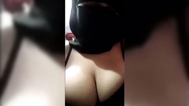 Ashgan Sharmota in Niqab asking for big cocks only