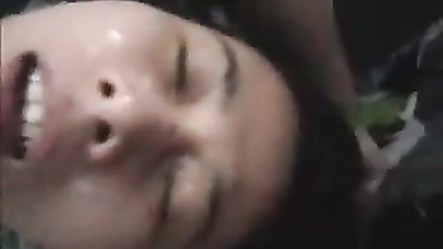 Asian girlfriend cumshots