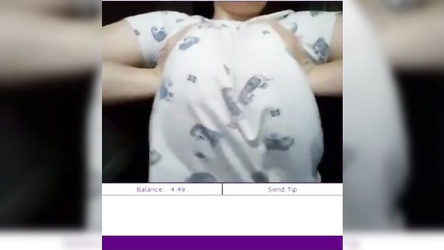 Huge Boobs on Live cam