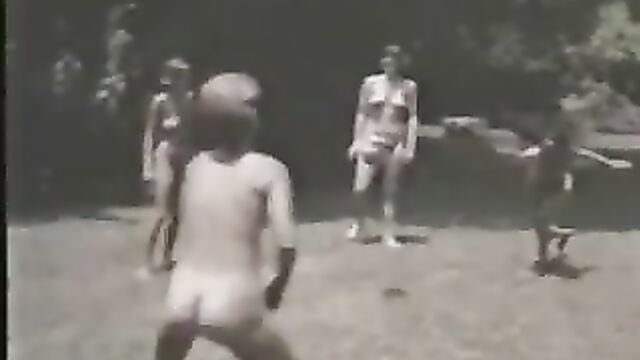 Retro nudist