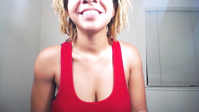Ebony flashing big boobs on cam