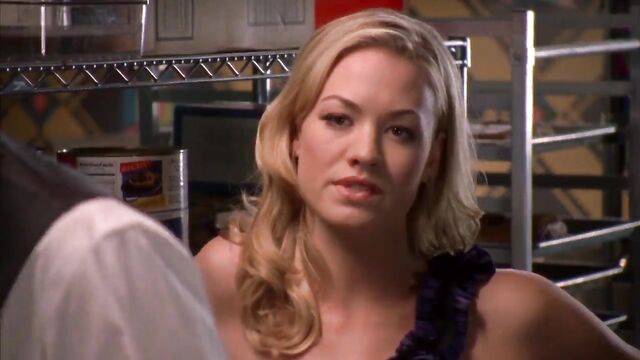 Yvonne Strahovksi - Chuck s3e01