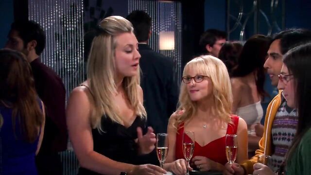 Kaley Cuoco Sexy Scene from The Big Bang Theory