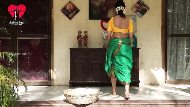 Uljha Hain Kis Jaal Main (2019) Aabha Paul