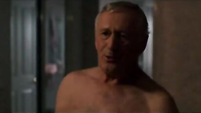 LEN CARIOU EN BOXERS