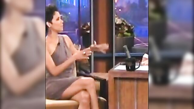 Halle Berry's Hot Crossed Legs