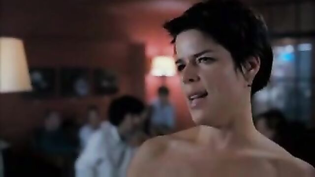 Neve Campbell Nude!