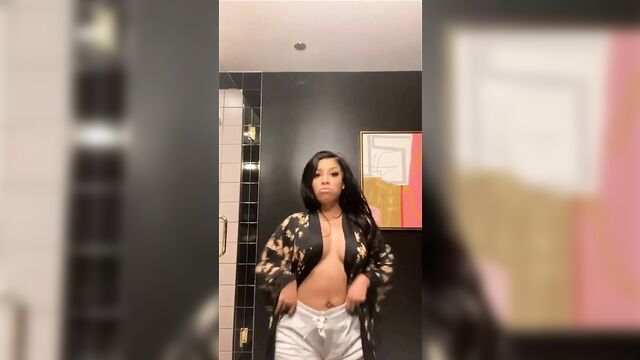 K Michelle, Boobs Out