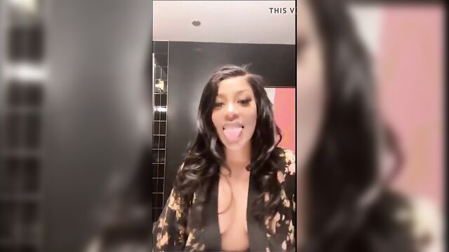 K Michelle, Boobs Out