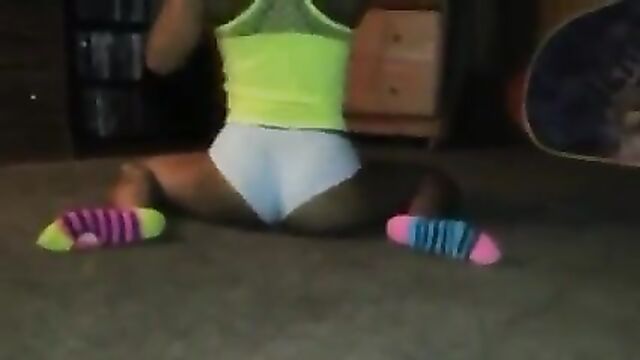 Floor TWERK