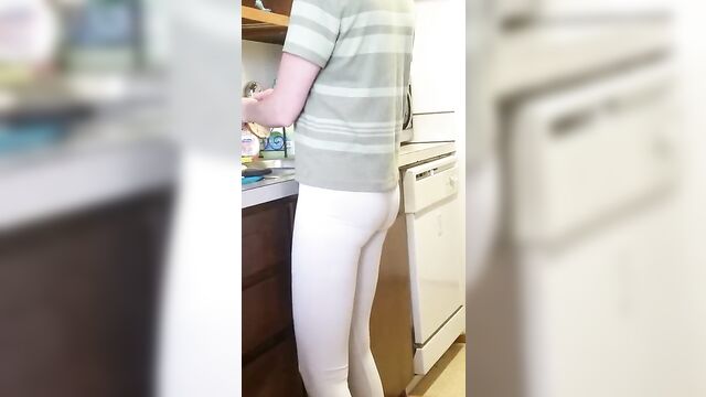 Wife in leggings 2