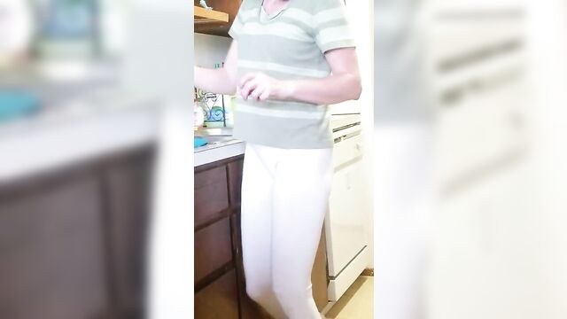 Wife in leggings 2