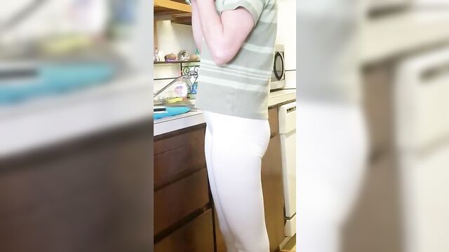 Wife in leggings 2