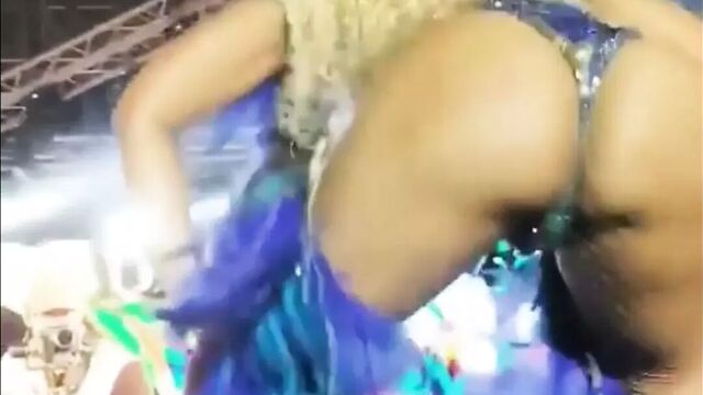 Ashanti Sexy Ass