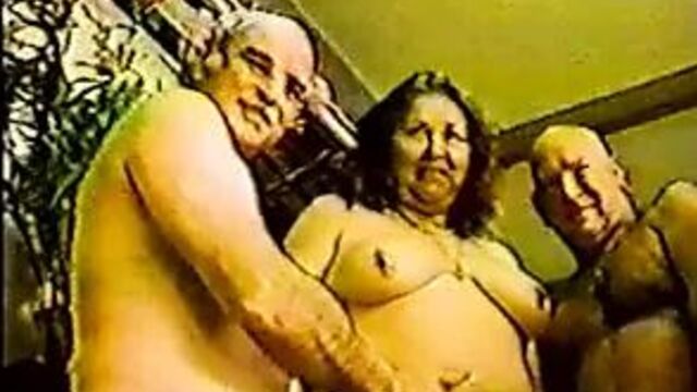(Bi) Homemade Older Men Bisexual Orgy (VCD - 414)