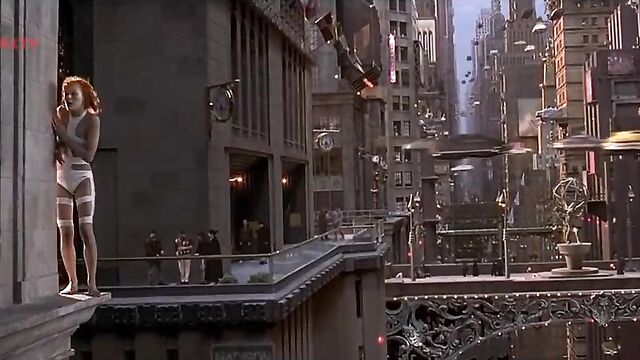 Milla Jovovich - The Fifth Element 1997