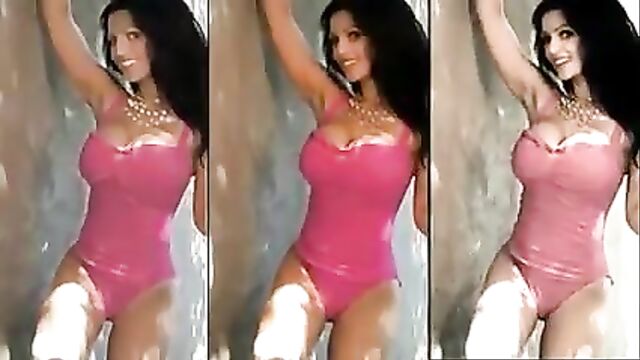 Denise Milani Sexy in Pink - non nude