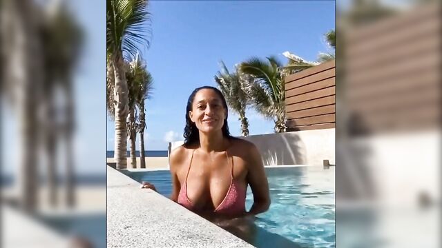Tracee Ellis Ross Posing & Acting Silly Compilation