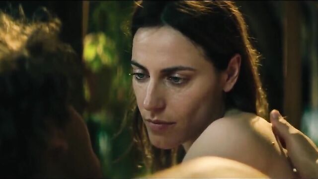 Antje Traue - ''Konig der Raben'' 03