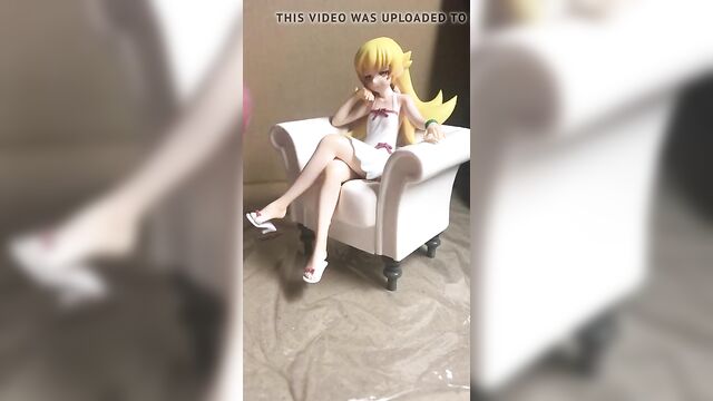 Shinobu Oshino sofa figure (second time) - figure bukkake