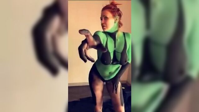 Maitland Ward flashes her tits and pussy during bodypaint