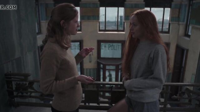 Mia Goth, Dakota Johnson - ''Suspiria''