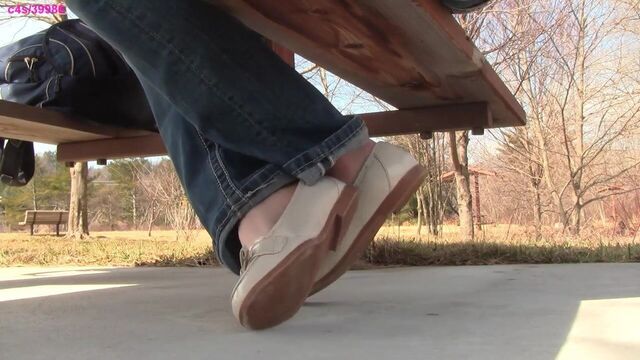 New Model 7 white loafer shoeplay full video