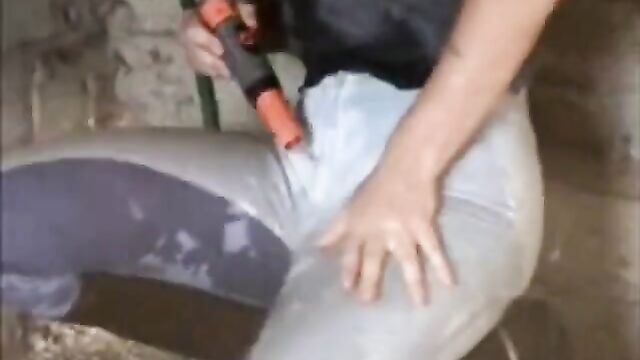 Girl Wets Her Jodhpurs