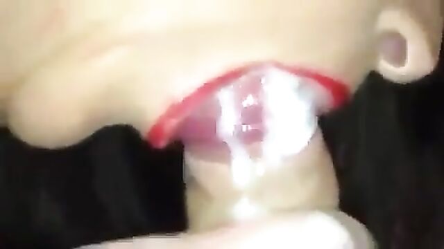 Desi girl discharge in her mouth