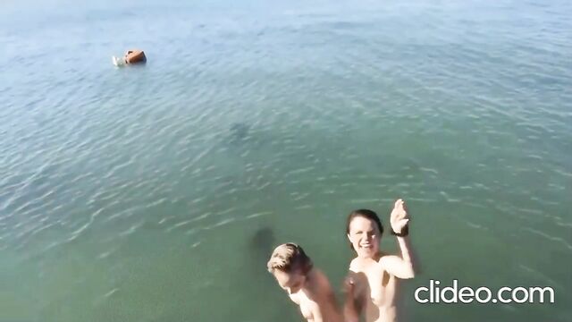 Shailene Woodley & friends showing their hot naked bodies