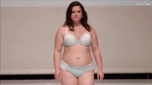 Plus size lingerie models