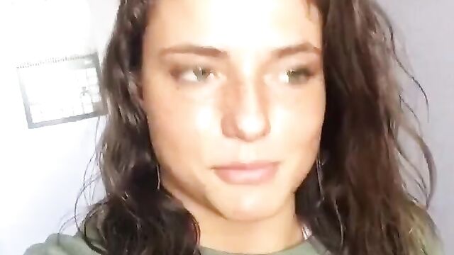 Jade Chynoweth talks about being hacked but not having nudes