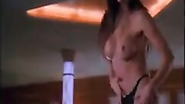 Demi Moore-Striptease