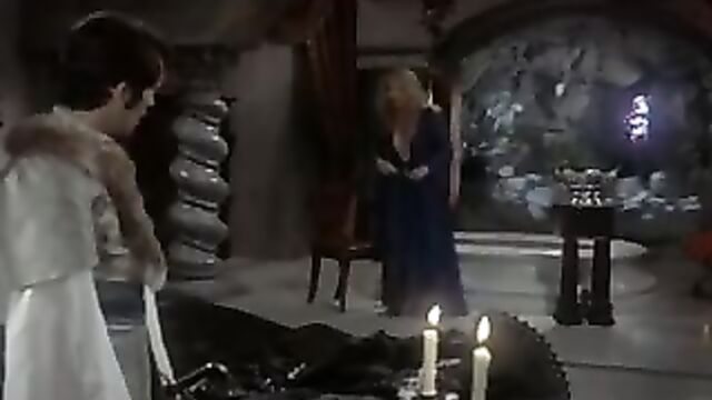 Ingrid Pitt, Andrea Lawrence - Countess Dracula