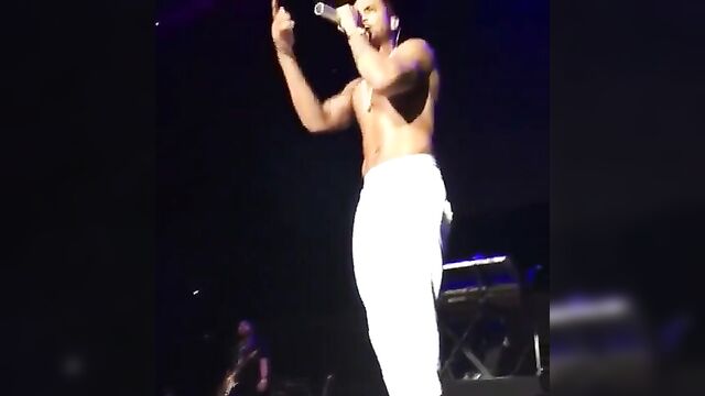 Trey Songz, Yes It's Really Him lol...