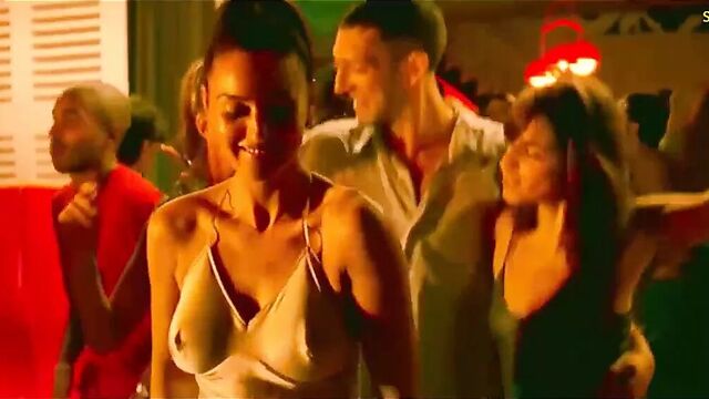 Monica Bellucci Nude In Irreversible - ScandalPlanet.Com
