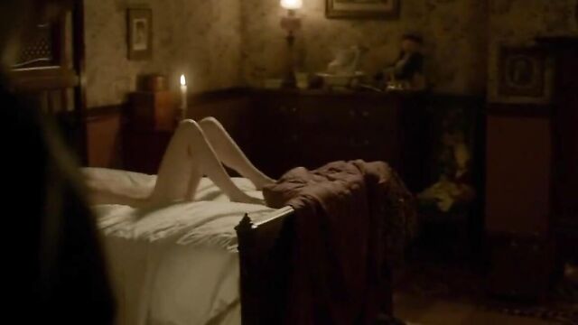 MONICA BELLUCCI EVA GREEN NUDE BACK ON THE BED