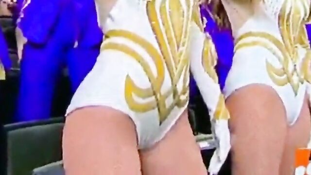 Cameltoe homage