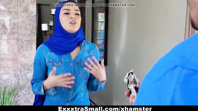 ExxxtraSmall - Hot Muslim Chick Gets Double Cumcockted