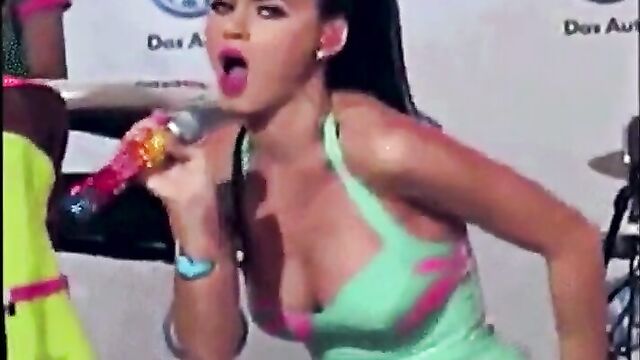 katy perry mic blowjob hd