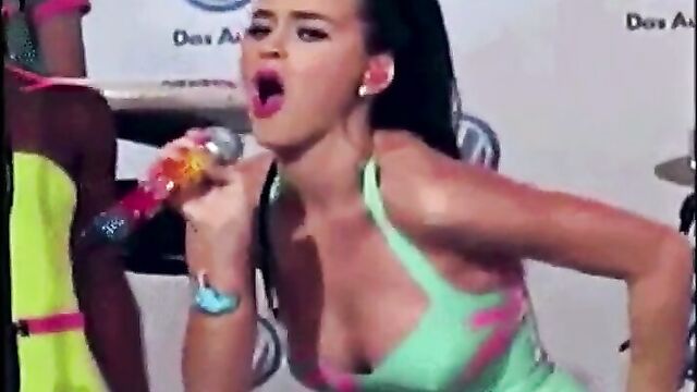 katy perry mic blowjob hd