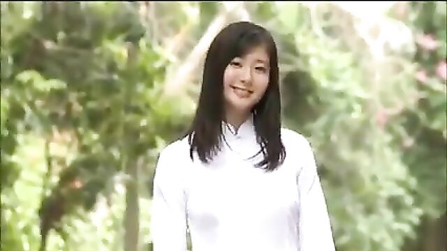 Ao dai model