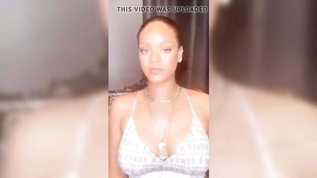 Rihanna (IGStory) Sexy Cleavage