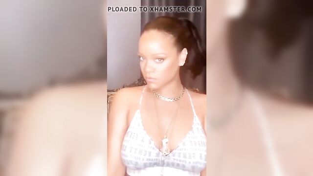Rihanna (IGStory) Sexy Cleavage