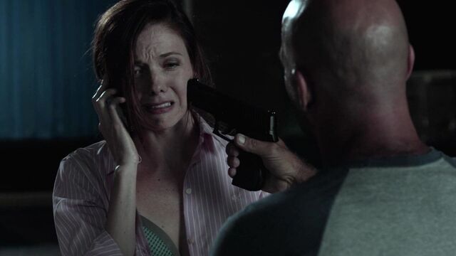 Claire Bronson - ''Banshee'' s1e07 02