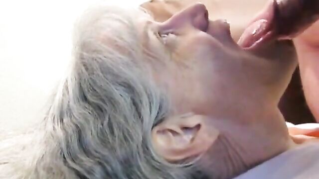 Grey haired granny blowjob and cum in her mouth